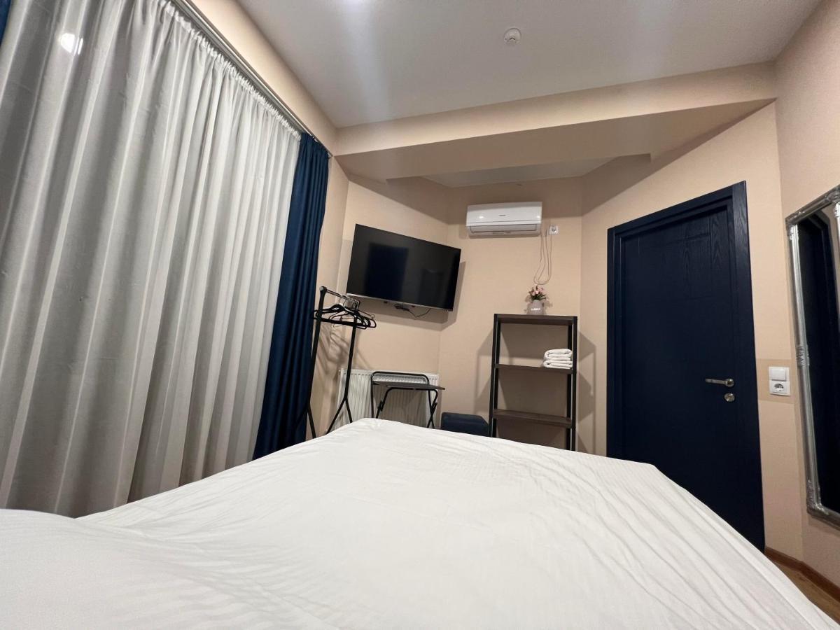 Hotel Sky Room Tbilissi Extérieur photo